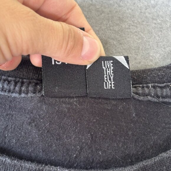 Vintage Avirex Y2K T-Shirt Mens Black Spellout Streetwear Graphic Logo Grunge M - Picture 10 of 13